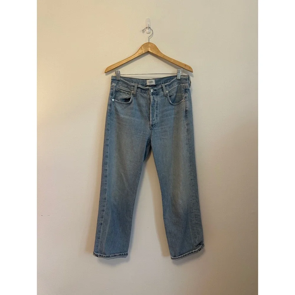 Citizens of Humanity Emery Crop Jeans in Light Indigo Wash | Size 28